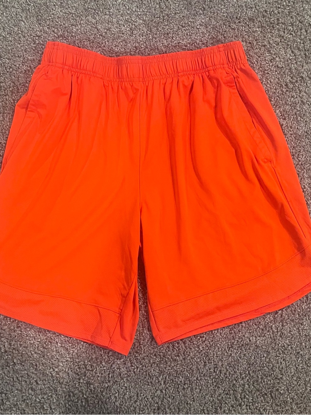 Under Armour Men's 1356858 Orange Elastic Waist Stretch Sweat Shorts Size XL